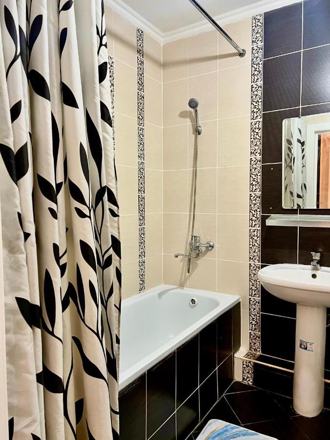 Hyat Apartment Bichkek Extérieur photo